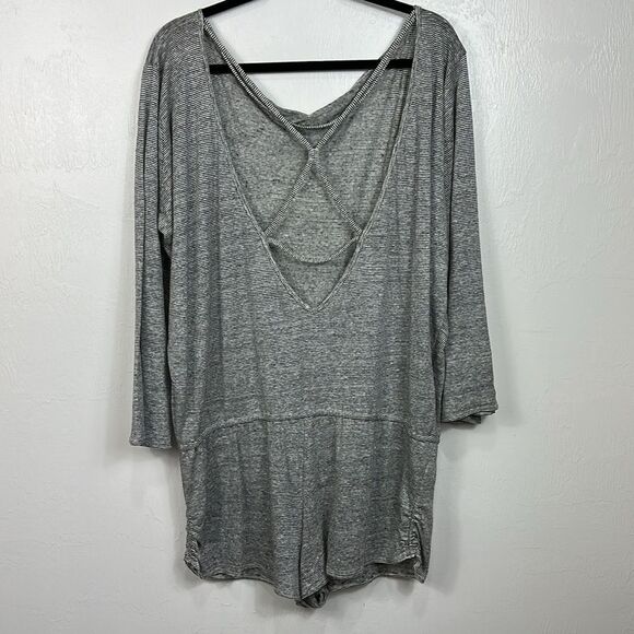 Vitamin A Striped Solana Long Sleeve Romper Swim Cover Up One Size - Picture 4 of 9